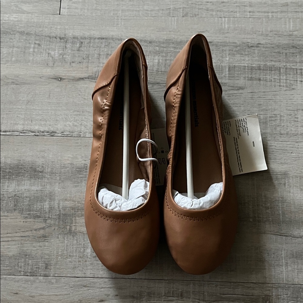 Amazon Essentials Women's Belice Slip On Ballet Flat